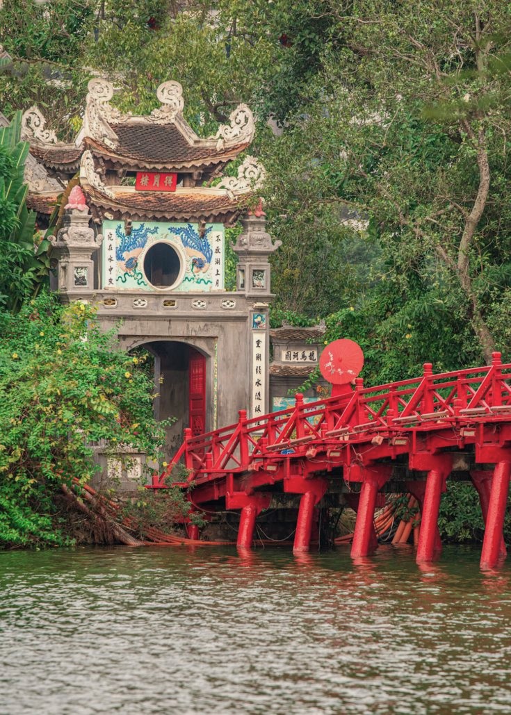 Ngoc Son Temple